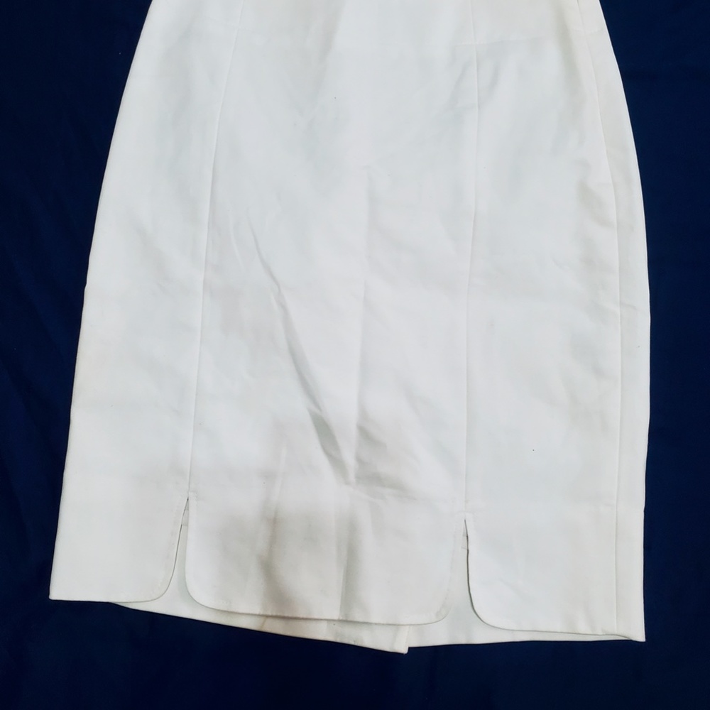 The Limited White Skirt - Picture 2 of 3